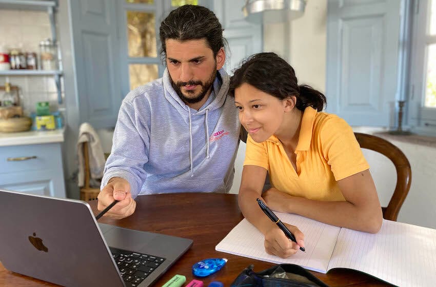  Professeurs et tuteurs à domicile et en ligne : Axiom Academic vous accompagne à Dubai !