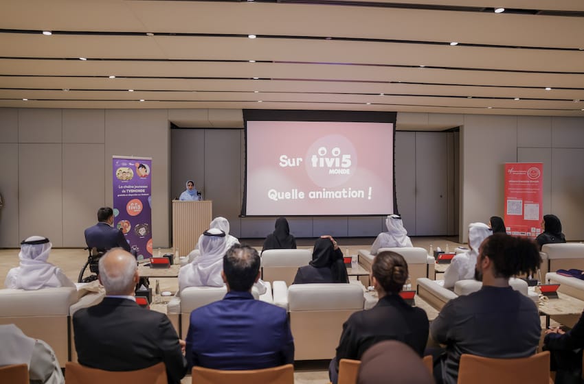  Sharjah, Émirat francophone et francophile