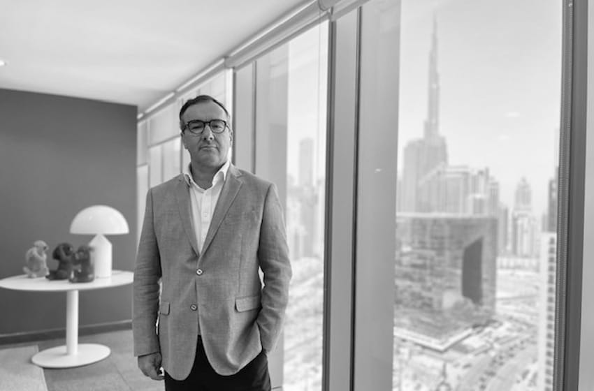  Meet the « French » Lawyer Bertrand Dumon, avocat d’affaires à Dubai !