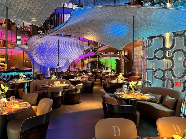 intimist diner Dubai Mall