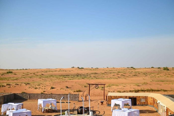 camps dans le desert de dubai