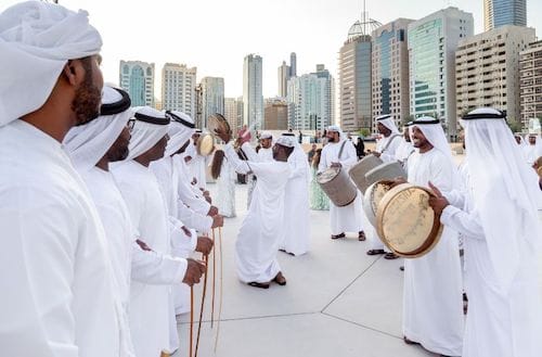 culture des emirats danse folklorique