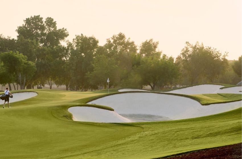 jouer au golf à dubai