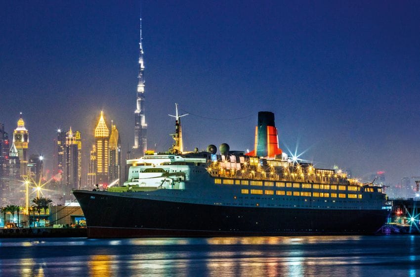  Où dormir à Dubai : on a testé une nuit à bord du Queen Elizabeth 2, hôtel flottant !