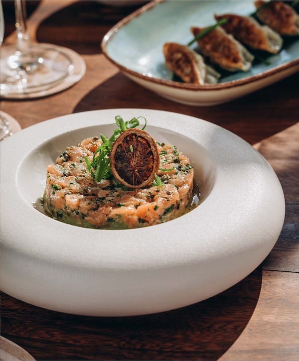 restaurant Lumi Beach club