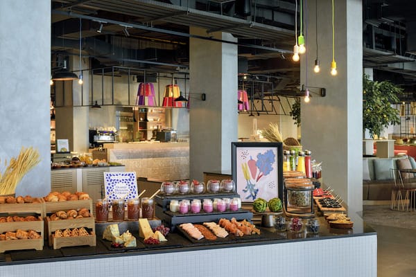 buffet market restaurant