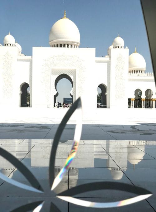 architecture mosquée de Abu Dhabi détail de vitraux