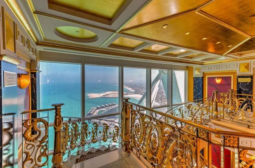 escalier en marbre chambre d'hôtel Burj Al Arab