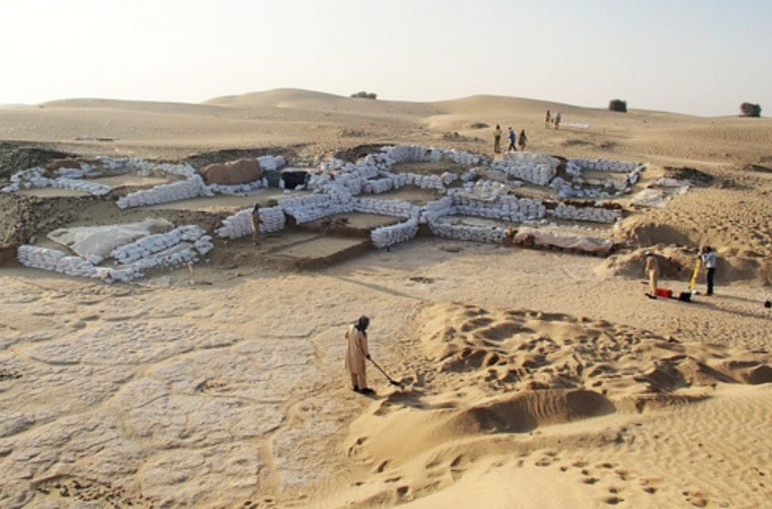 Saruq al hadid sites archéologiques de dubai